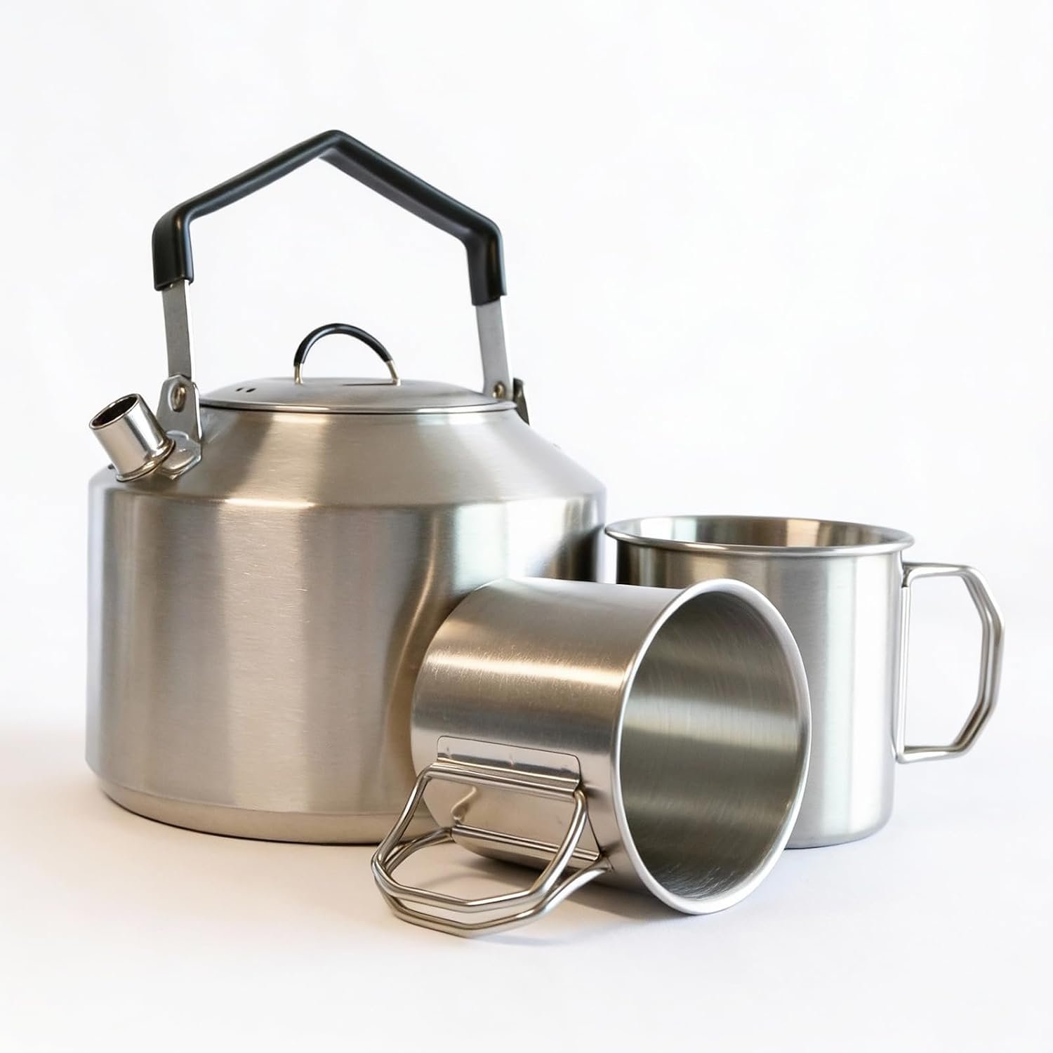 Camping Kettle & 2 Cups, Stainless Steel Camp Kettle – Lightweight Tea Pot for Open Fire, Portable with Carrying Bag (1.5L/1.6Qt)
