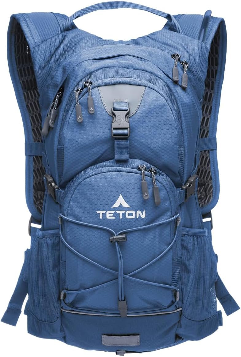 Teton Oasis/Trailrunner Hydration Backpack – Lightweight Water Pack with 2L/3L Bladder for Hiking, Running, Cycling, Biking 18L/22L Sizes – Sewn-in Rain Cover – Fits Men and Women